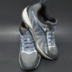 ~MERRELL~VIBRAM WOMEN'S  HIKING SHOES